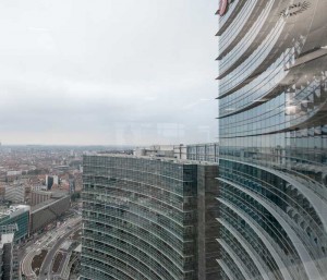 Foto della torre Unicredit a Milano